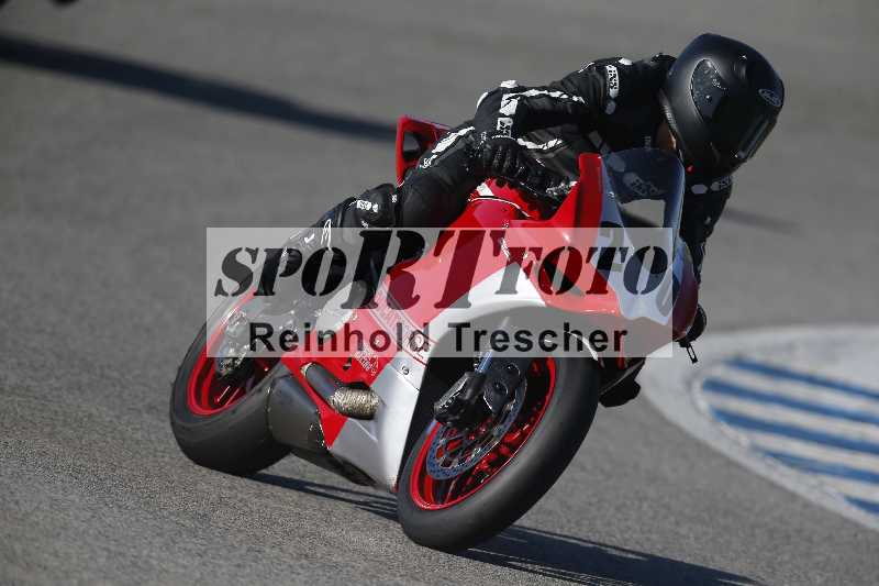 /Archiv-2024/02 29.01.-02.02.2024 Moto Center Thun Jerez/Gruppe gruen-green/20